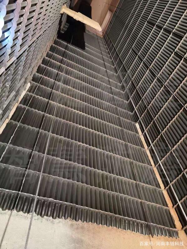 格柵防磨，水冷壁格柵防磨技術，智鏈防磨導流板三多數智化工藝